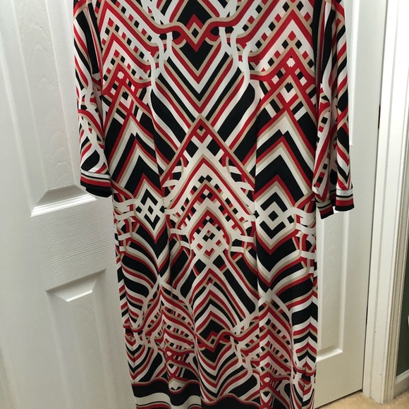 Dress - Picture 4 of 4